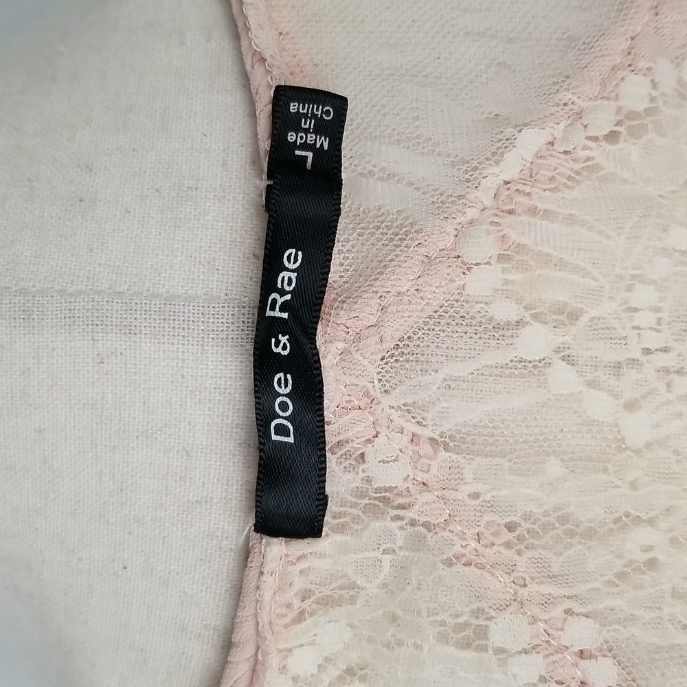 EUC Doe & Rae Sleeveless Sheer Top Size L - Picture 4 of 6
